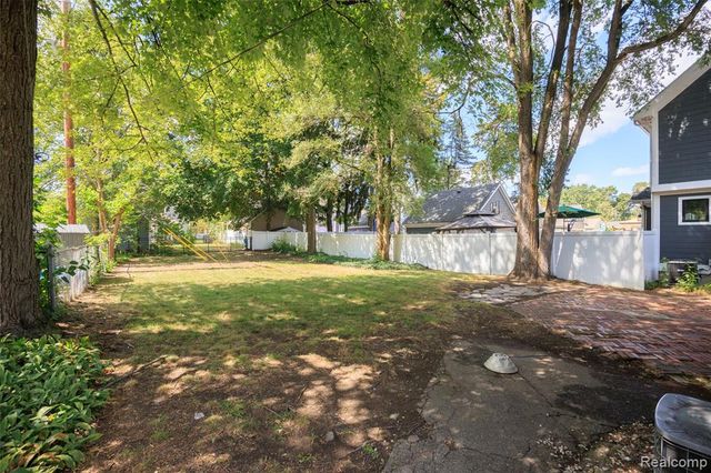 1212 Wyandotte Avenue, Royal Oak, MI 48067