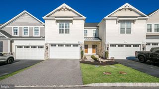 44 HUNTERS LN, Glen Mills, PA 19342
