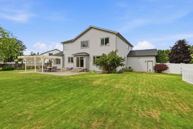 3825 S Bates Ct, Spokane, WA 99206