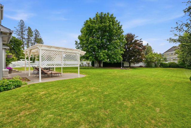 3825 S Bates Ct, Spokane, WA 99206