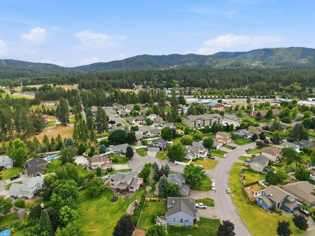 3825 S Bates Ct, Spokane, WA 99206