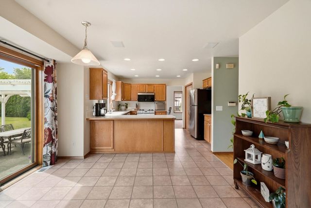 3825 S Bates Ct, Spokane, WA 99206