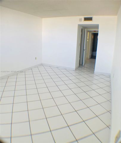 12590 NE 16th Avenue 610, North Miami, FL 33161