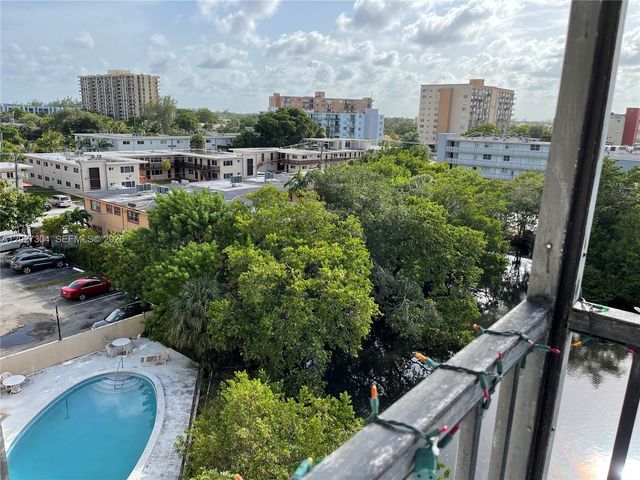12590 NE 16th Avenue 610, North Miami, FL 33161