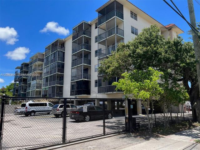 12590 NE 16th Avenue 610, North Miami, FL 33161