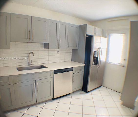 12590 NE 16th Avenue 610, North Miami, FL 33161