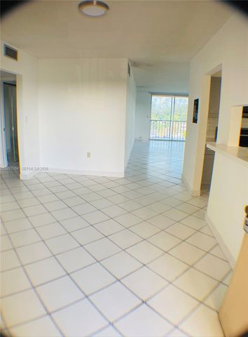 12590 NE 16th Avenue 610, North Miami, FL 33161