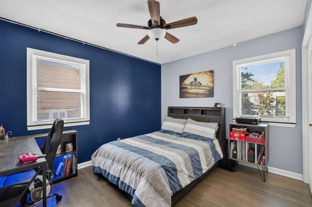 2415 Melrose Avenue, Ames, IA 50010