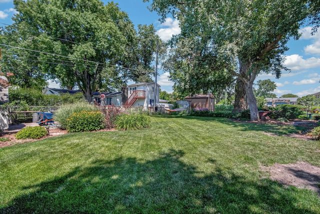 2415 Melrose Avenue, Ames, IA 50010