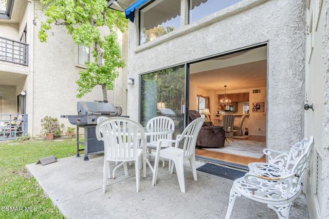 5704 Skyview Way E, Agoura Hills, CA 91301