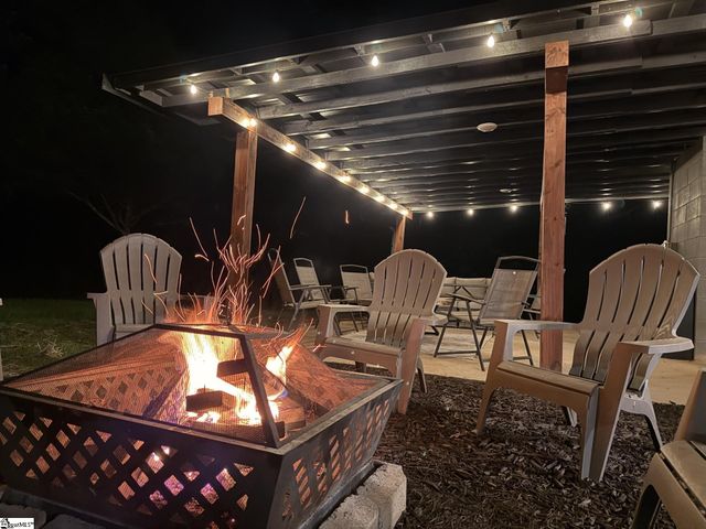 653 Enoree Road, Travelers Rest, SC 29690