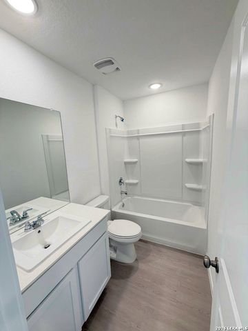 7637 Barcelo Way, San Antonio, TX 78263