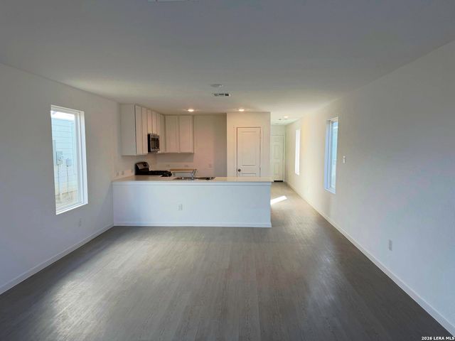 7637 Barcelo Way, San Antonio, TX 78263