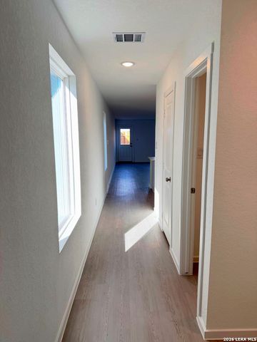 7637 Barcelo Way, San Antonio, TX 78263