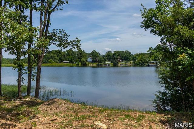 830 Stone Gate Drive, De Soto, MO 63020