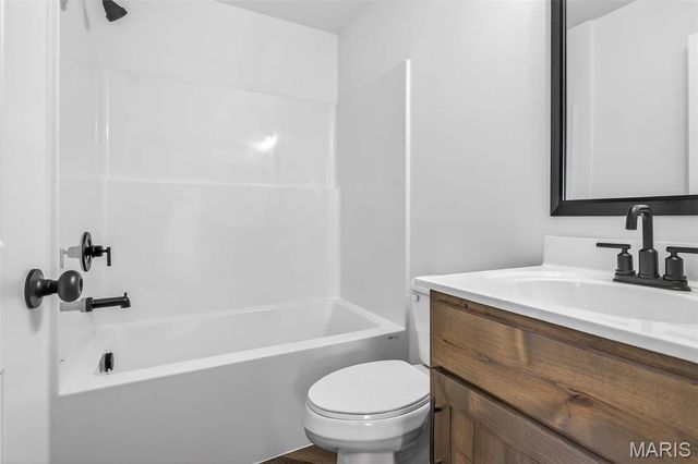 830 Stone Gate Drive, De Soto, MO 63020