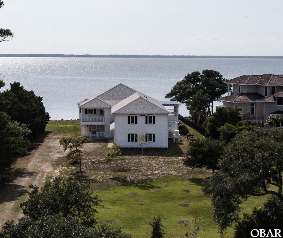 Image 1 of property listing at 100 Mill Point Lot 31, Kitty Hawk, NC 27949