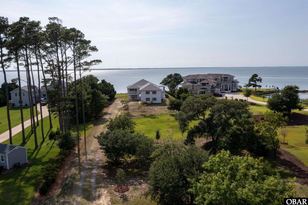 Image 14 of property listing at 100 Mill Point Lot 31, Kitty Hawk, NC 27949