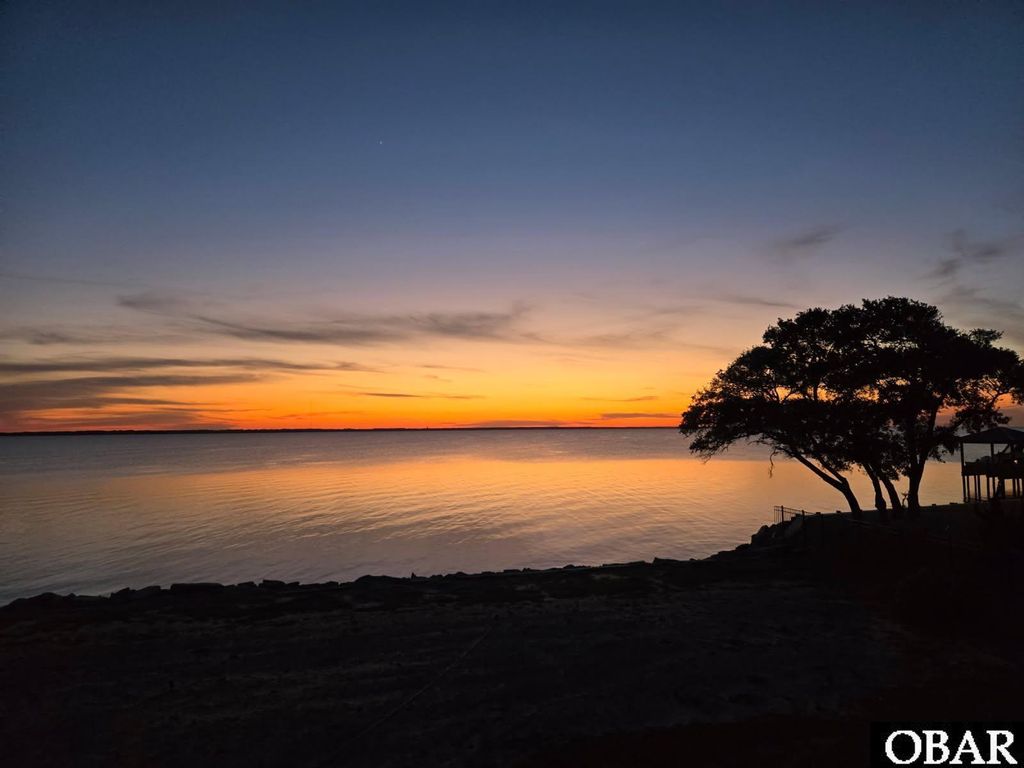Image 27 of property listing at 100 Mill Point Lot 31, Kitty Hawk, NC 27949
