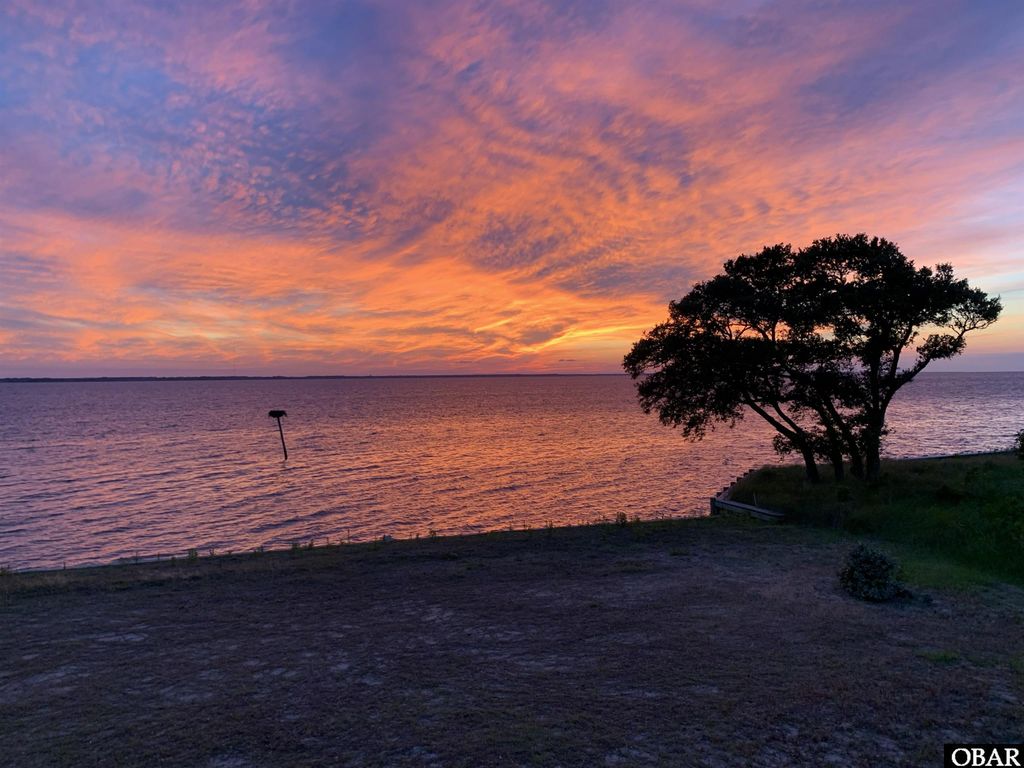 Image 36 of property listing at 100 Mill Point Lot 31, Kitty Hawk, NC 27949
