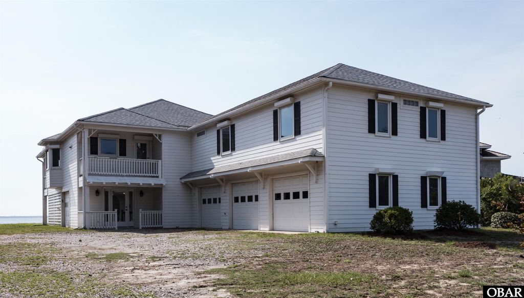 Image 5 of property listing at 100 Mill Point Lot 31, Kitty Hawk, NC 27949