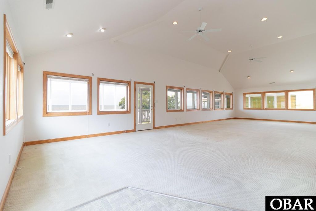 Image 46 of property listing at 100 Mill Point Lot 31, Kitty Hawk, NC 27949