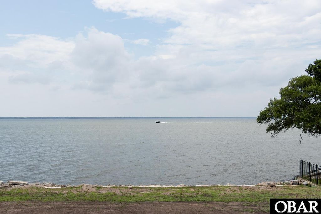 Image 56 of property listing at 100 Mill Point Lot 31, Kitty Hawk, NC 27949