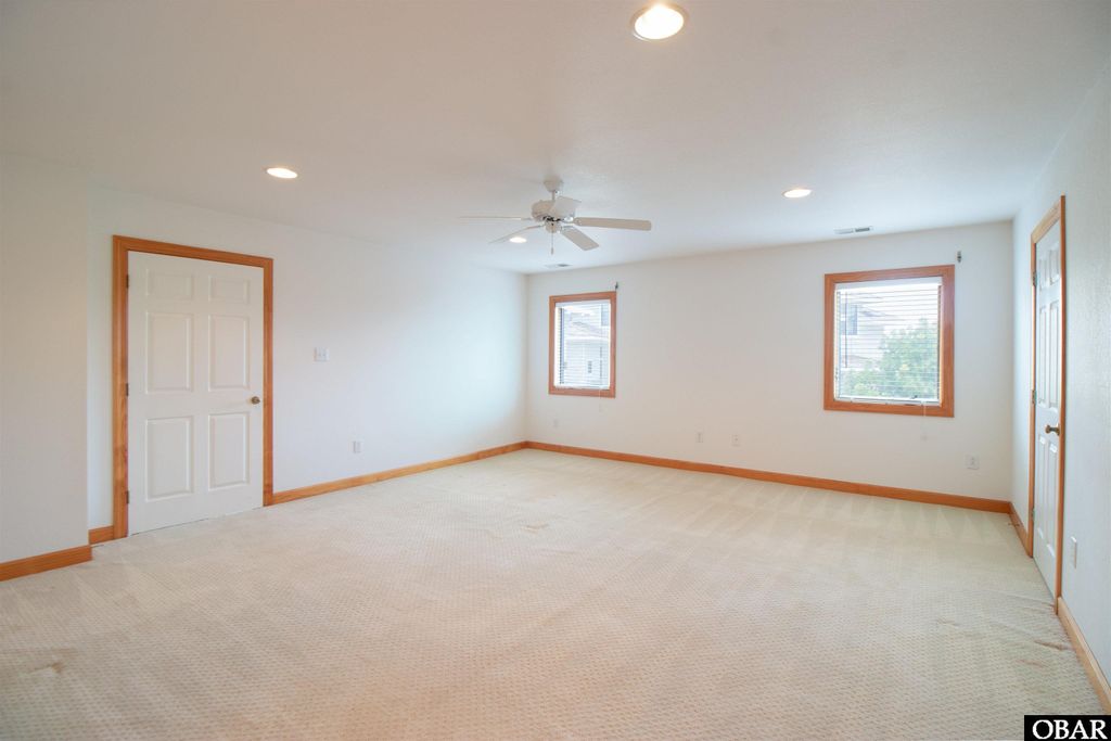 Image 59 of property listing at 100 Mill Point Lot 31, Kitty Hawk, NC 27949