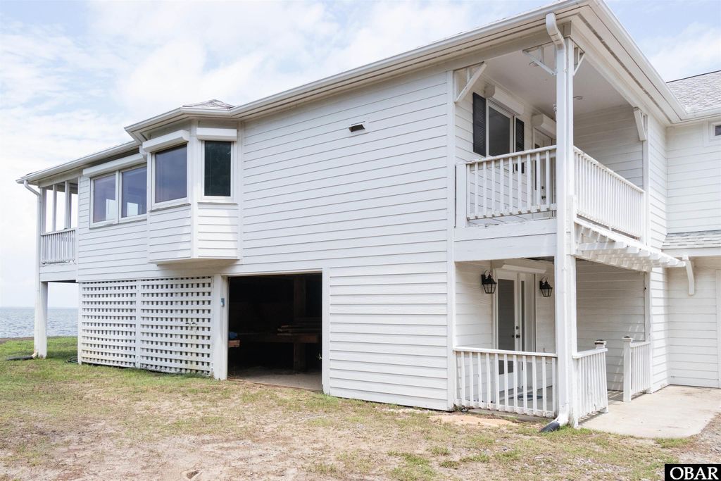 Image 70 of property listing at 100 Mill Point Lot 31, Kitty Hawk, NC 27949
