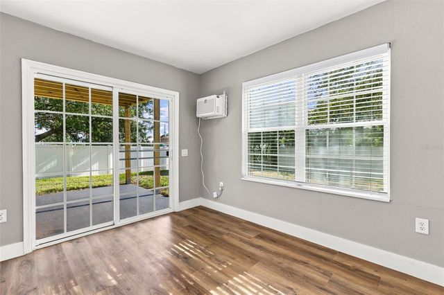 11462 COMMERCIAL STREET, Orlando, FL 32836