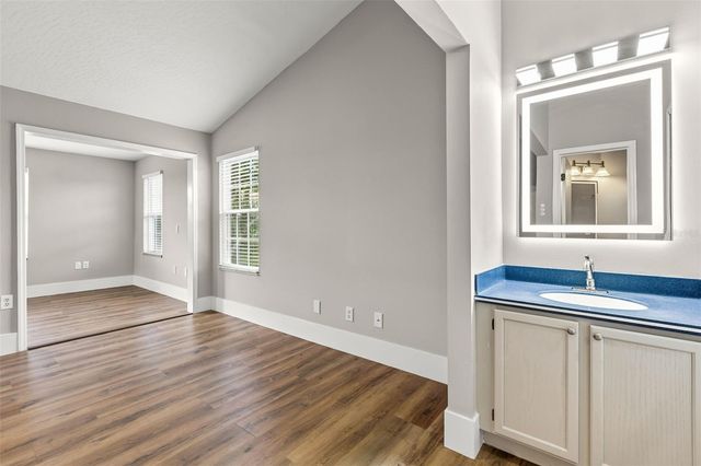 11462 COMMERCIAL STREET, Orlando, FL 32836