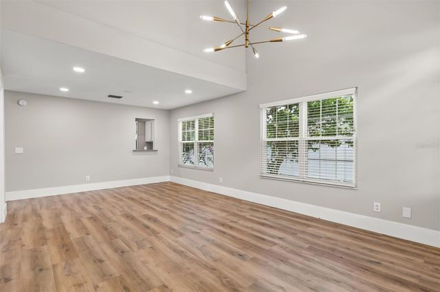 11462 COMMERCIAL STREET, Orlando, FL 32836