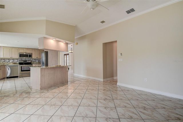 2876 LAKE VALENCIA BOULEVARD E, Palm Harbor, FL 34684
