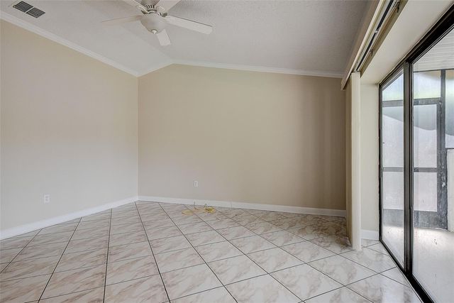 2876 LAKE VALENCIA BOULEVARD E, Palm Harbor, FL 34684