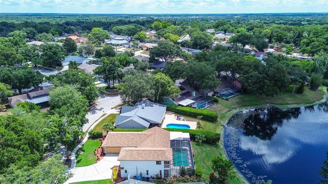 2876 LAKE VALENCIA BOULEVARD E, Palm Harbor, FL 34684