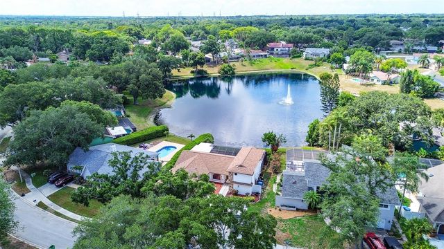 2876 LAKE VALENCIA BOULEVARD E, Palm Harbor, FL 34684