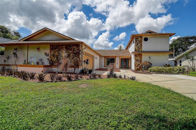 2876 LAKE VALENCIA BOULEVARD E, Palm Harbor, FL 34684