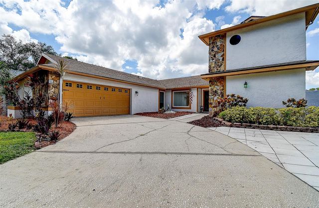 2876 LAKE VALENCIA BOULEVARD E, Palm Harbor, FL 34684