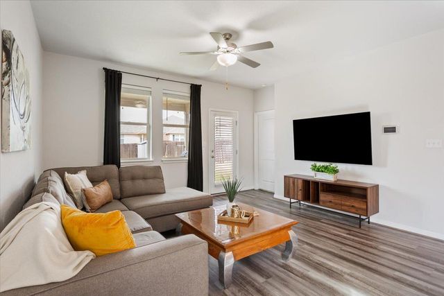 117 Red Cedar CT, Georgetown, TX 78628