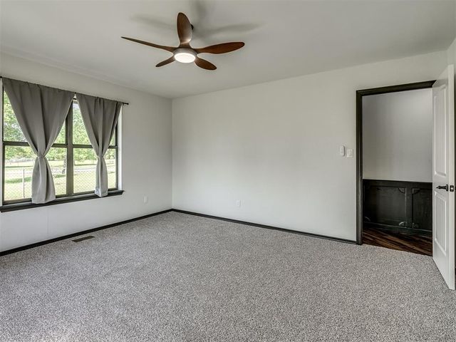 1 Horseshoe Lane, Mcloud, OK 74851