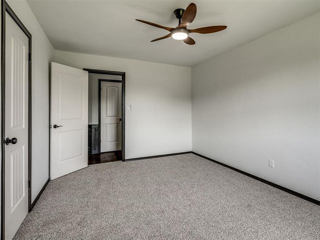 1 Horseshoe Lane, Mcloud, OK 74851
