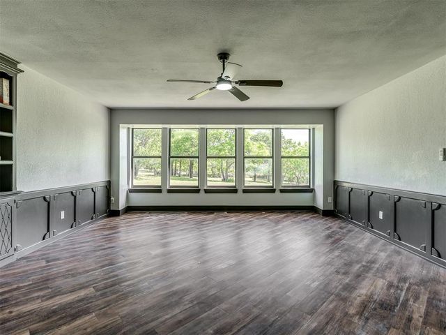 1 Horseshoe Lane, Mcloud, OK 74851