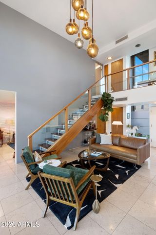 1677 E MARYLAND Avenue, Phoenix, AZ 85016