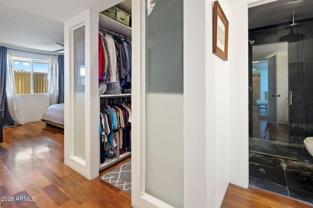 1677 E MARYLAND Avenue, Phoenix, AZ 85016