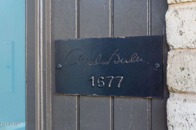 1677 E MARYLAND Avenue, Phoenix, AZ 85016