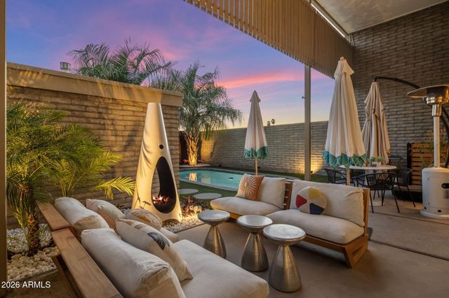 1677 E MARYLAND Avenue, Phoenix, AZ 85016