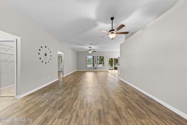 13946 FISH EAGLE Drive E, Jacksonville, FL 32226