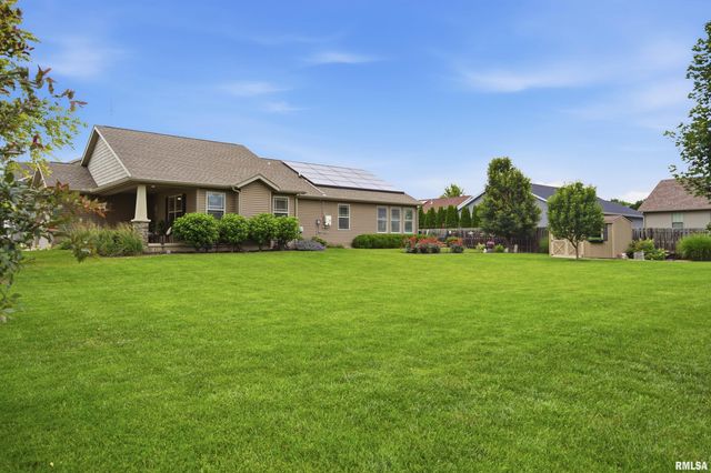 525 COTTONWOOD Circle, East Peoria, IL 61611