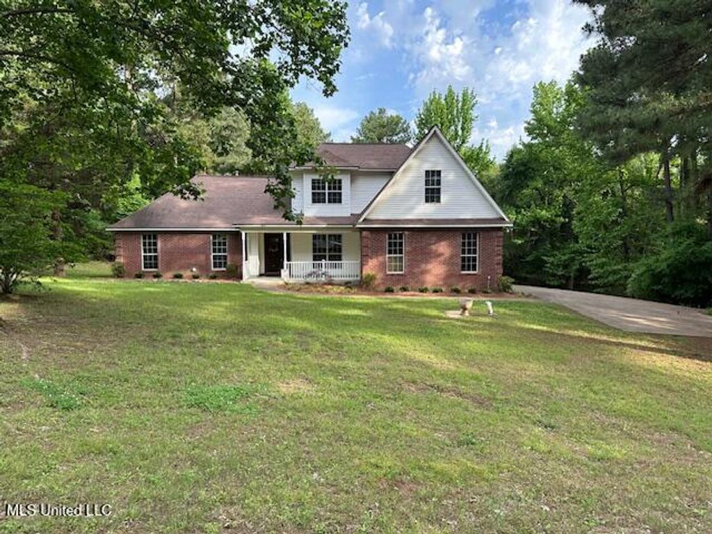 4645 Rebekah Park Drive, Olive Branch, MS 38654