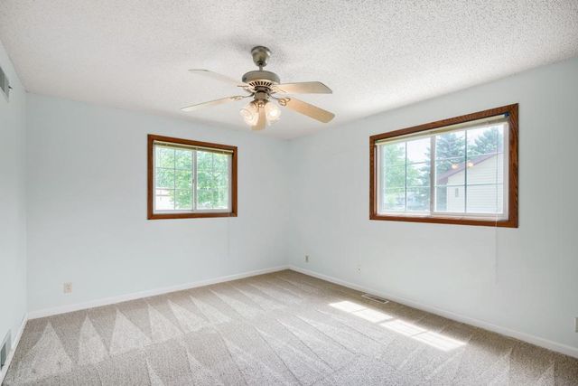 9200 Harkness Avenue S, Cottage Grove, MN 55016